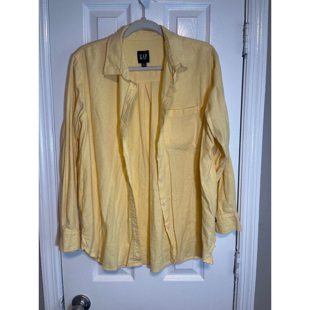 Butter yellow Gap button down